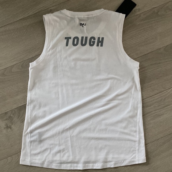 RYU workout top - Picture 3 of 3